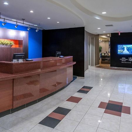 Courtyard By Marriott Panama City Exterior photo