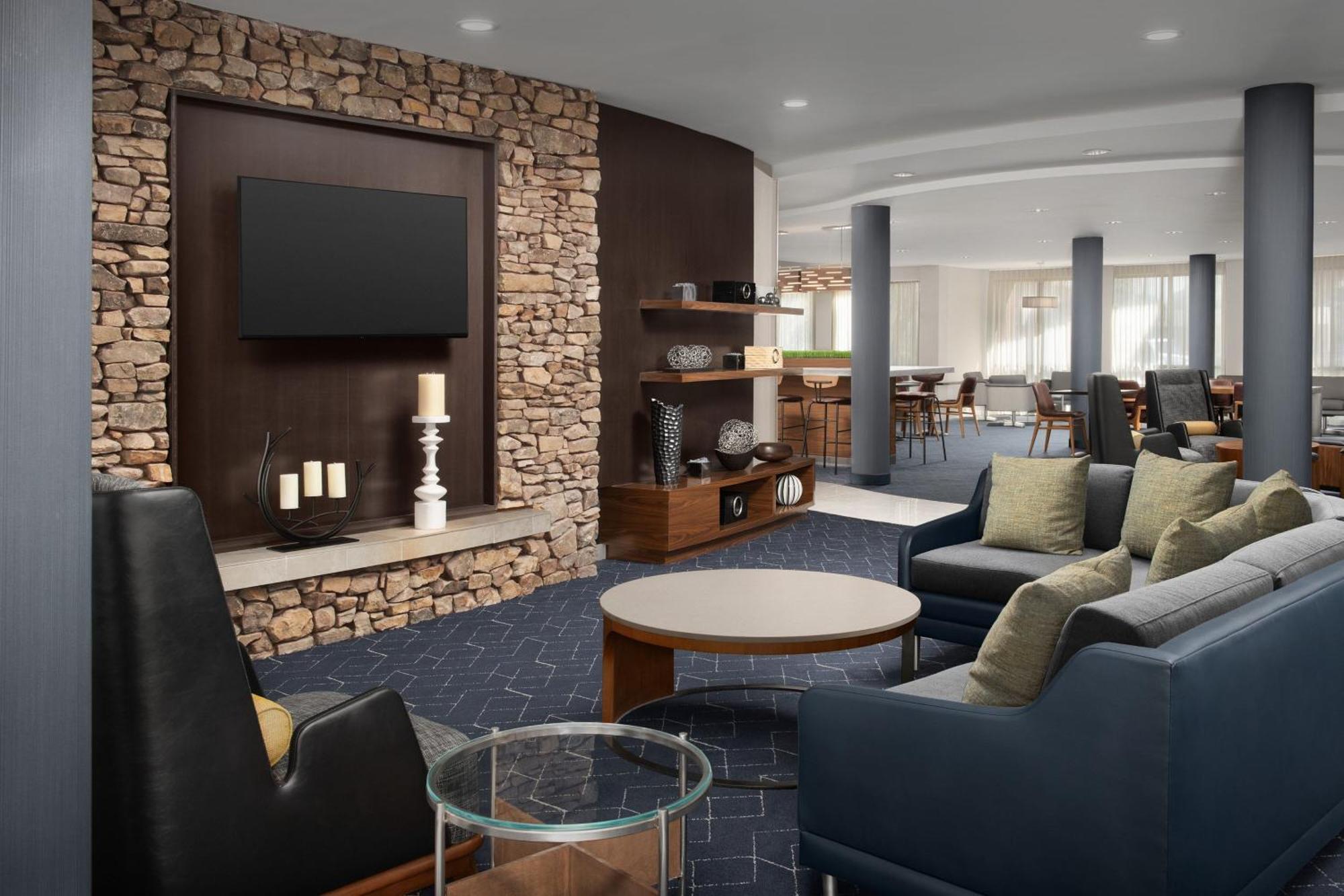 Courtyard By Marriott Panama City Exterior photo